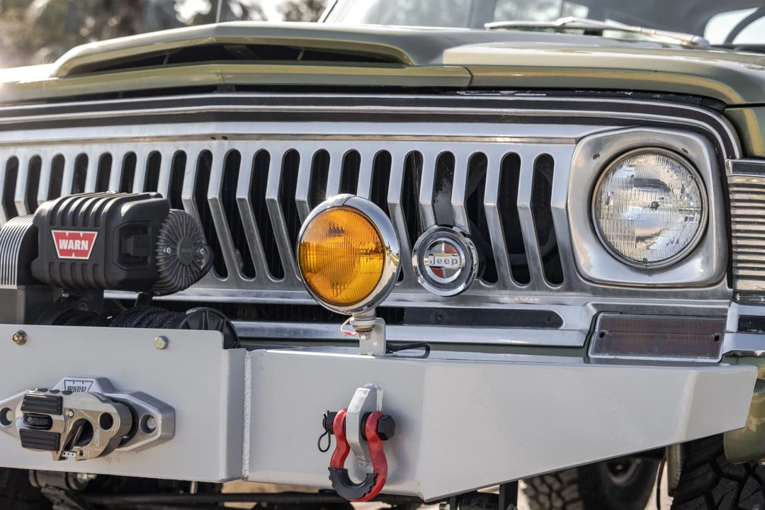 1970 Jeep SJ Wagoneer - Image 12 of 31