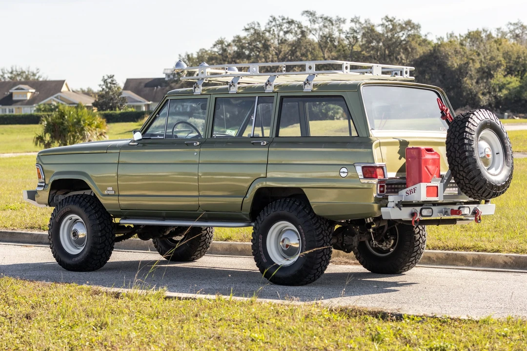 1970 Jeep SJ Wagoneer - Image 9 of 31