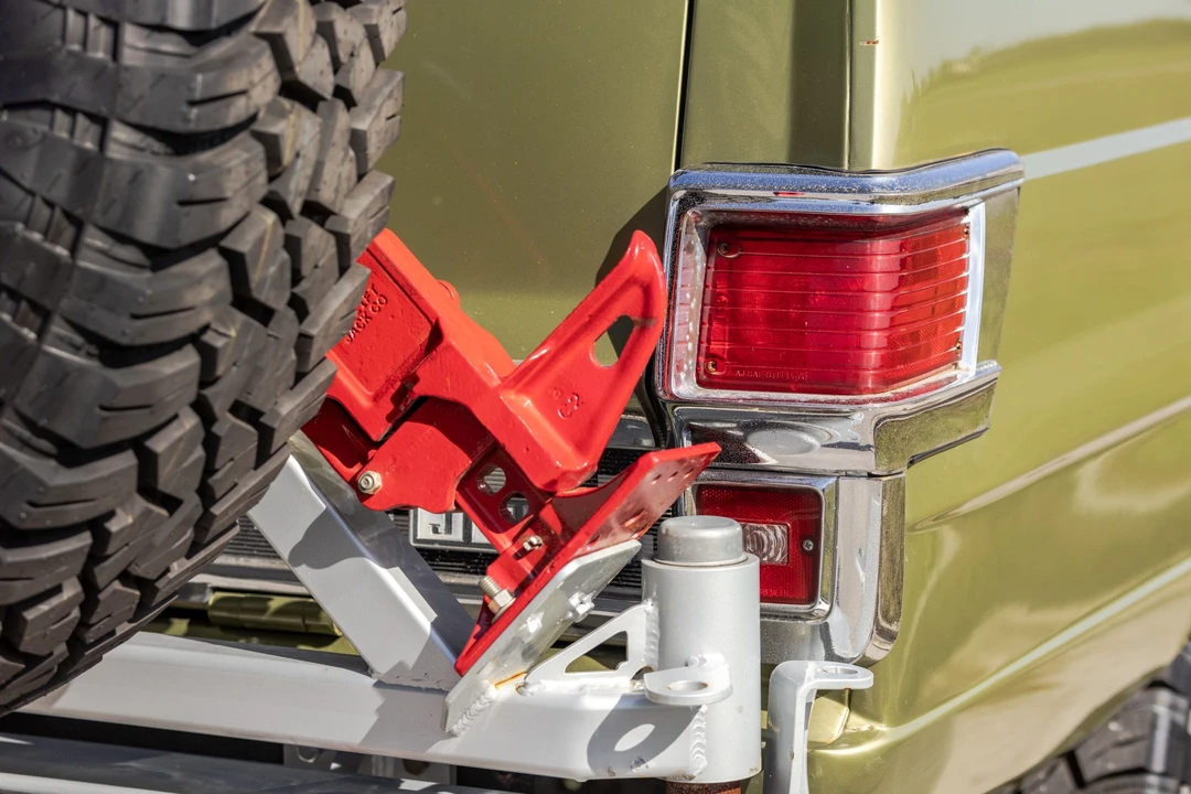 1970 Jeep SJ Wagoneer - Image 27 of 31