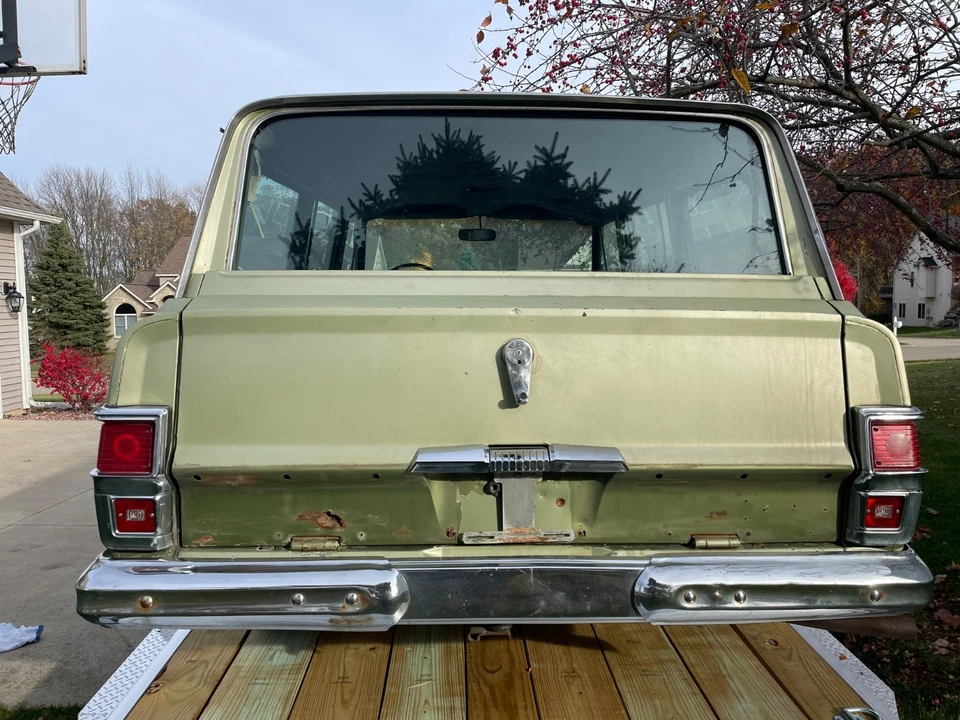 1970 Jeep SJ Wagoneer - Image 5 of 20