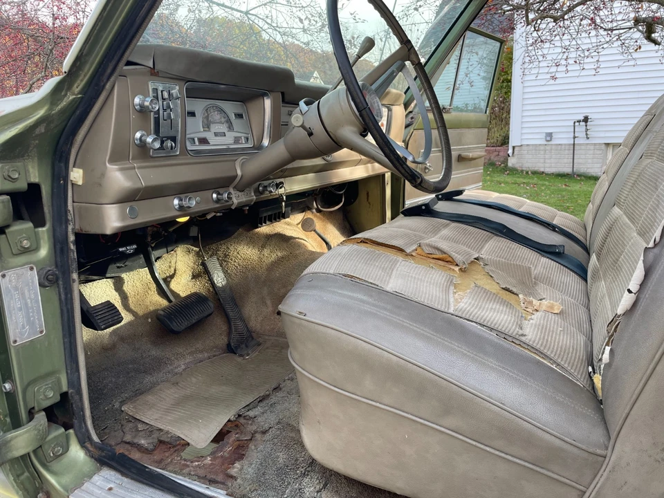 1970 Jeep SJ Wagoneer - Image 10 of 20