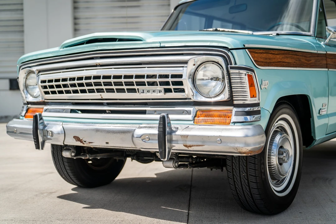 1970 Jeep SJ Wagoneer - Image 10 of 31