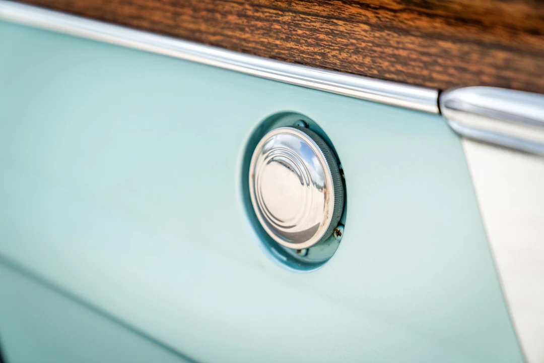 1970 Jeep SJ Wagoneer - Image 26 of 31
