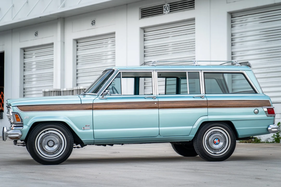 1970 Jeep SJ Wagoneer - Image 8 of 31