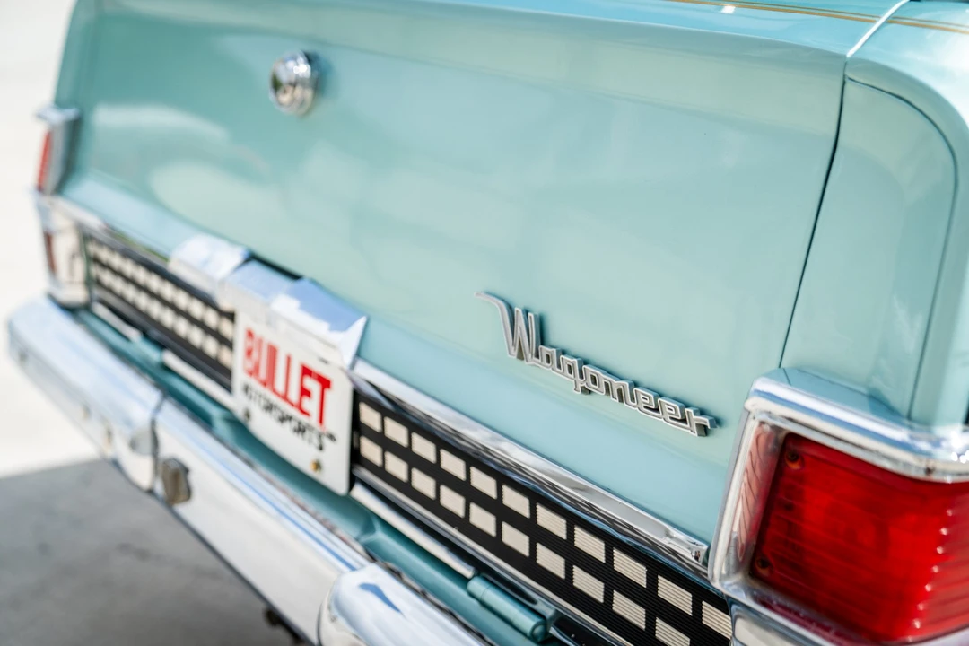 1970 Jeep SJ Wagoneer - Image 17 of 31
