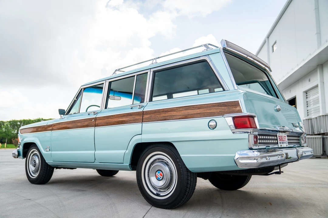 1970 Jeep SJ Wagoneer - Image 7 of 31