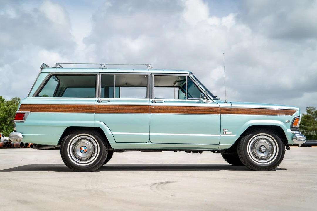 1970 Jeep SJ Wagoneer - Image 4 of 31