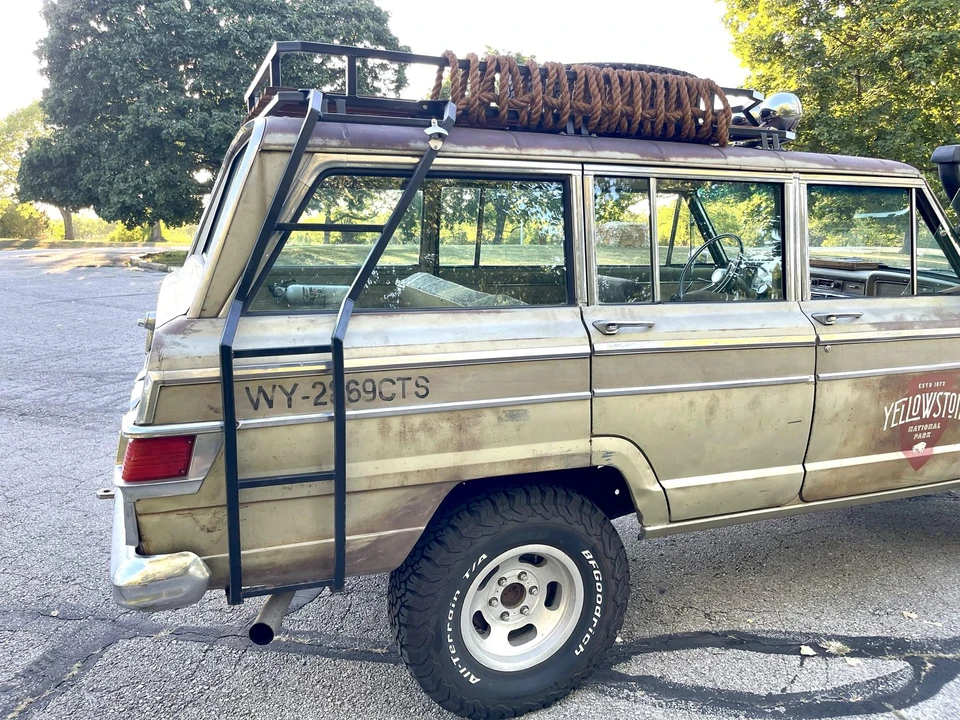 1970 Jeep SJ Wagoneer - Image 15 of 31