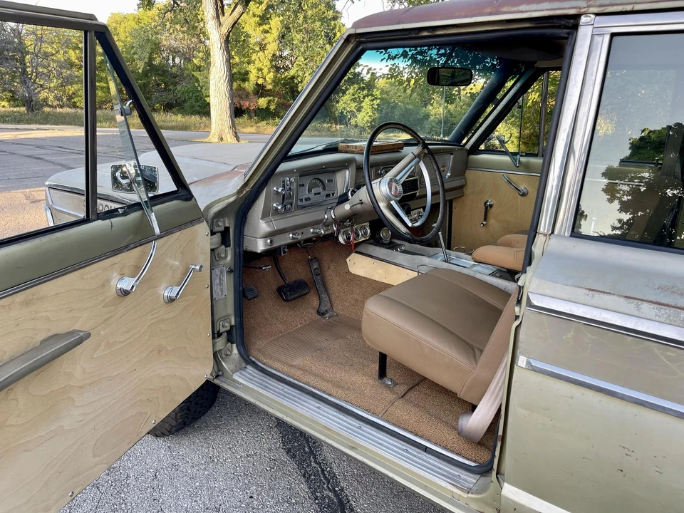 1970 Jeep SJ Wagoneer - Image 27 of 31