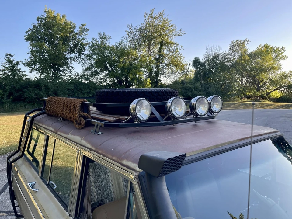 1970 Jeep SJ Wagoneer - Image 22 of 31