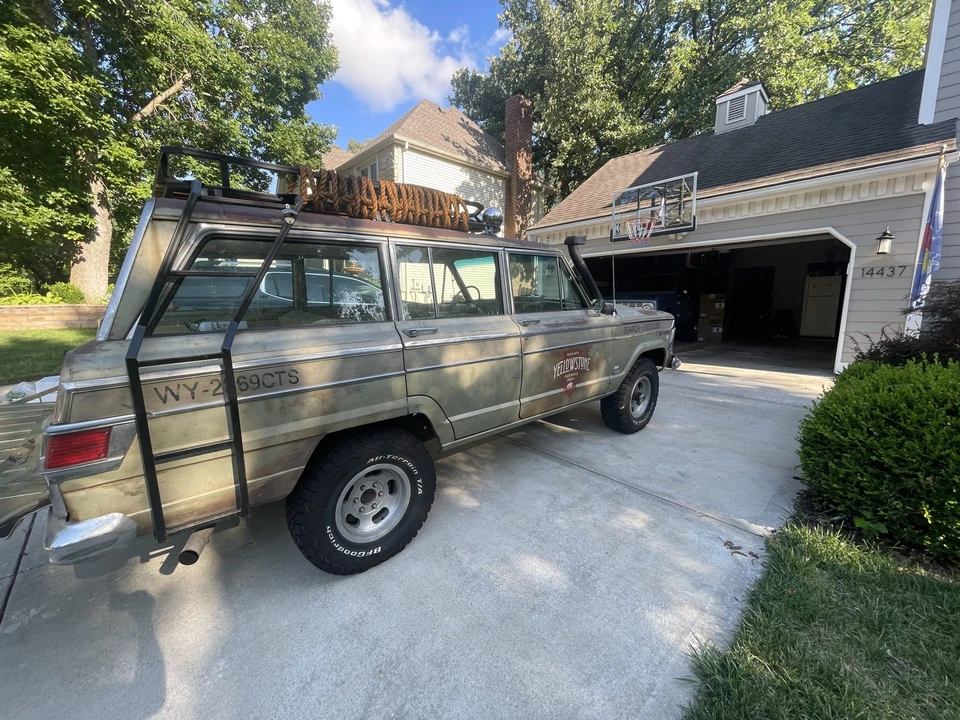 1970 Jeep SJ Wagoneer - Image 13 of 31