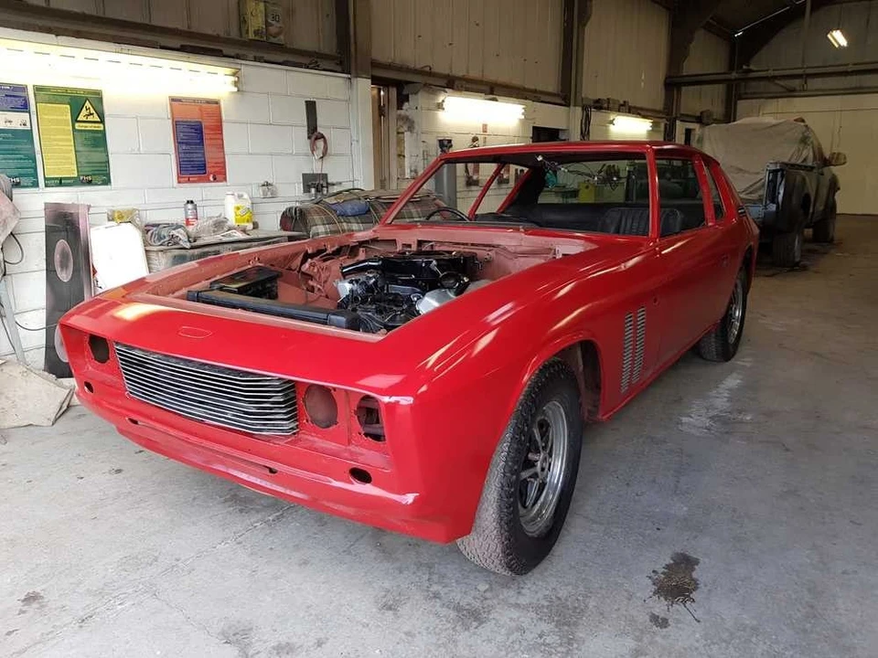 1970 Jensen Interceptor - Image 7 of 30