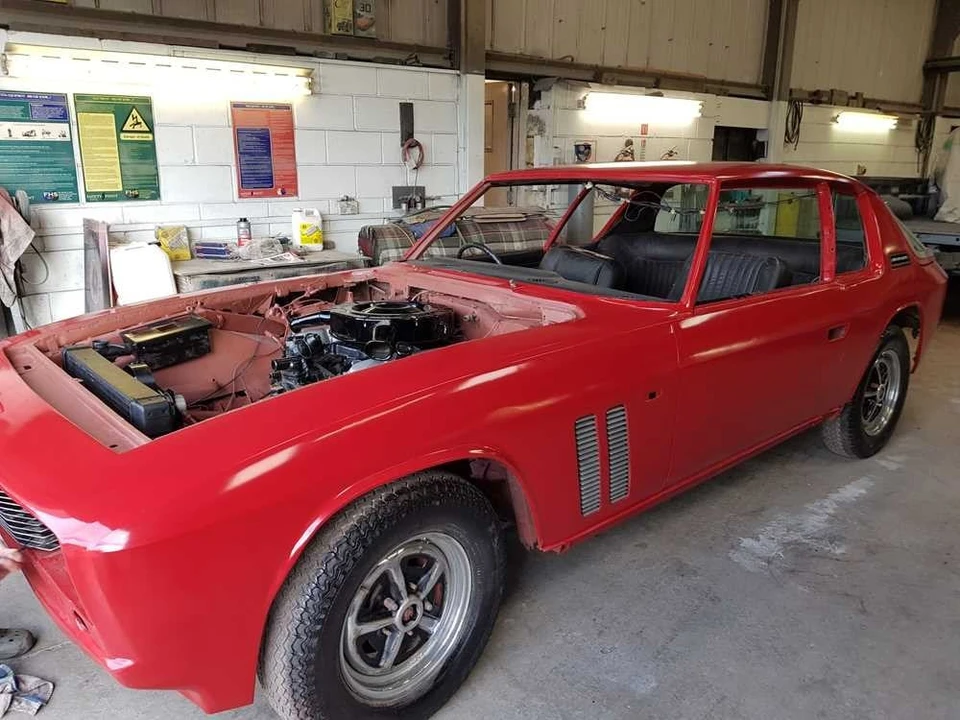 1970 Jensen Interceptor - Image 5 of 30
