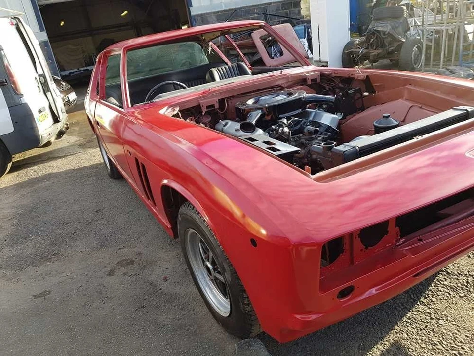 1970 Jensen Interceptor - Image 13 of 30