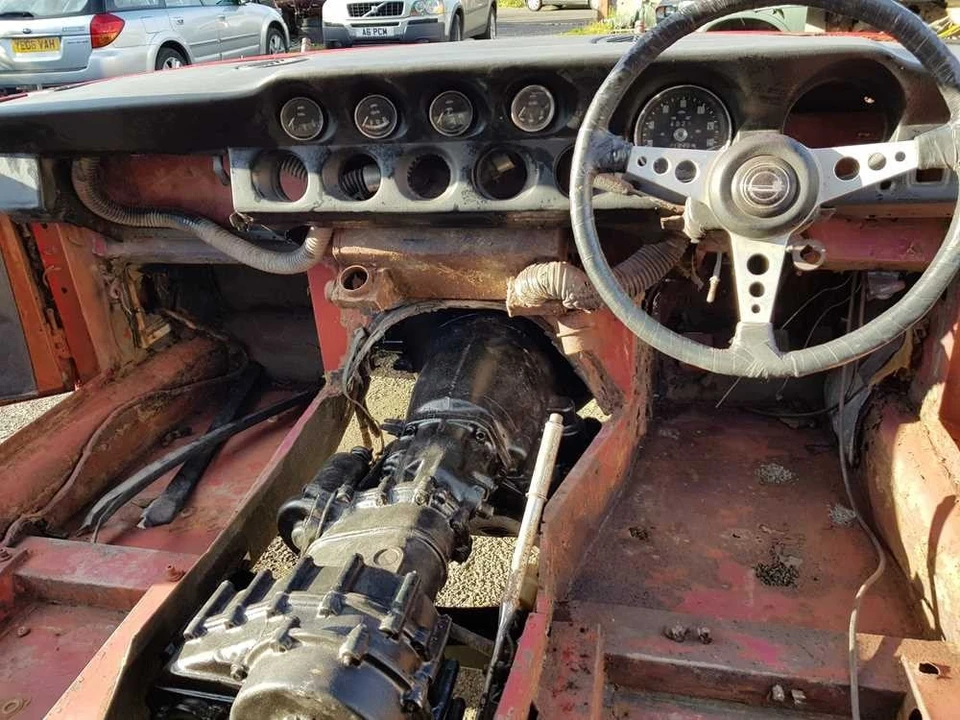 1970 Jensen Interceptor - Image 15 of 30