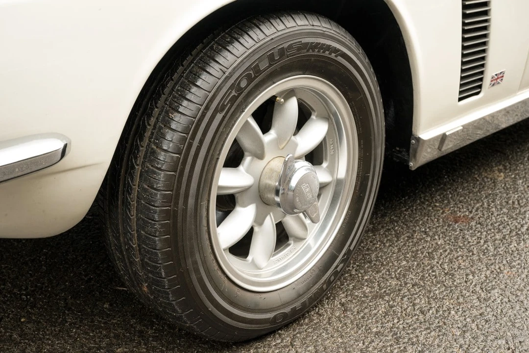 1970 Jensen Interceptor - Image 23 of 30
