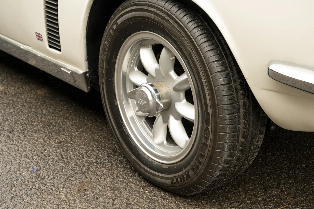 1970 Jensen Interceptor - Image 22 of 30