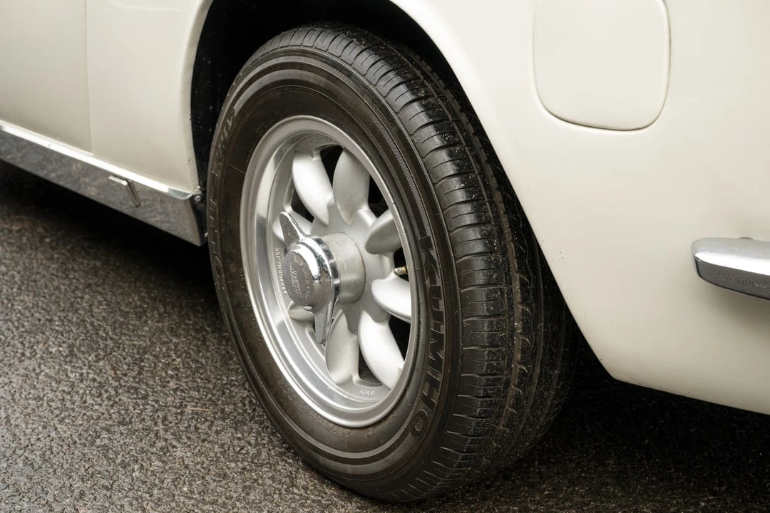 1970 Jensen Interceptor - Image 25 of 30