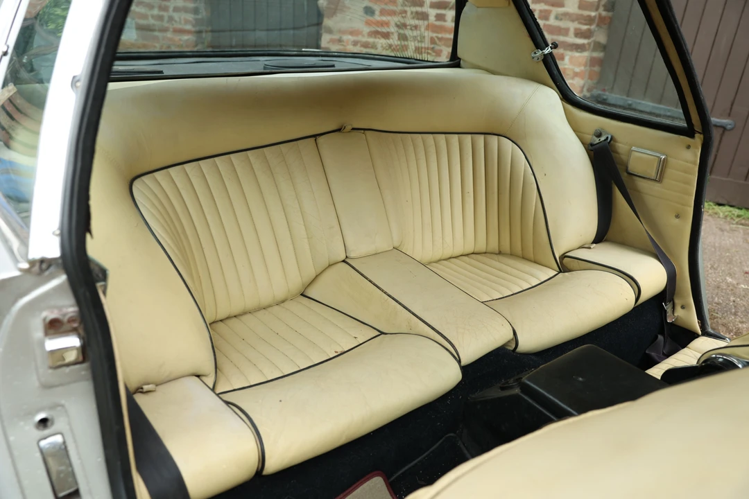 1970 Jensen Interceptor - Image 6 of 17