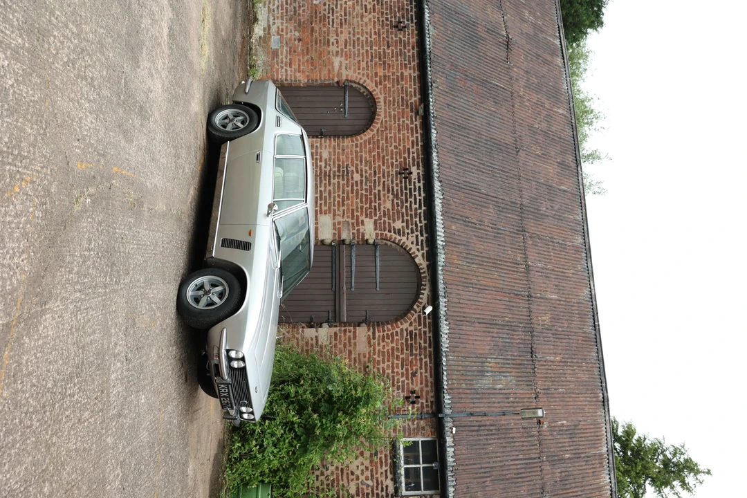 1970 Jensen Interceptor - Image 4 of 17