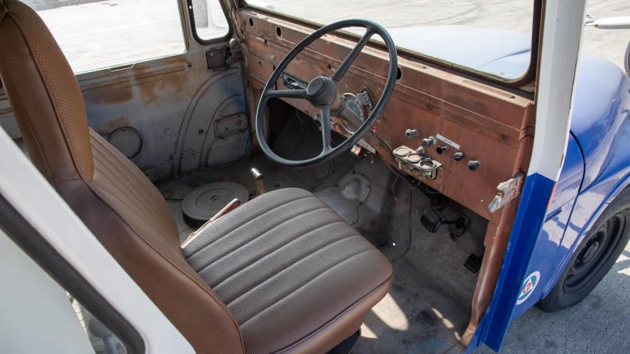 1970 Kaiser - Image 4 of 12