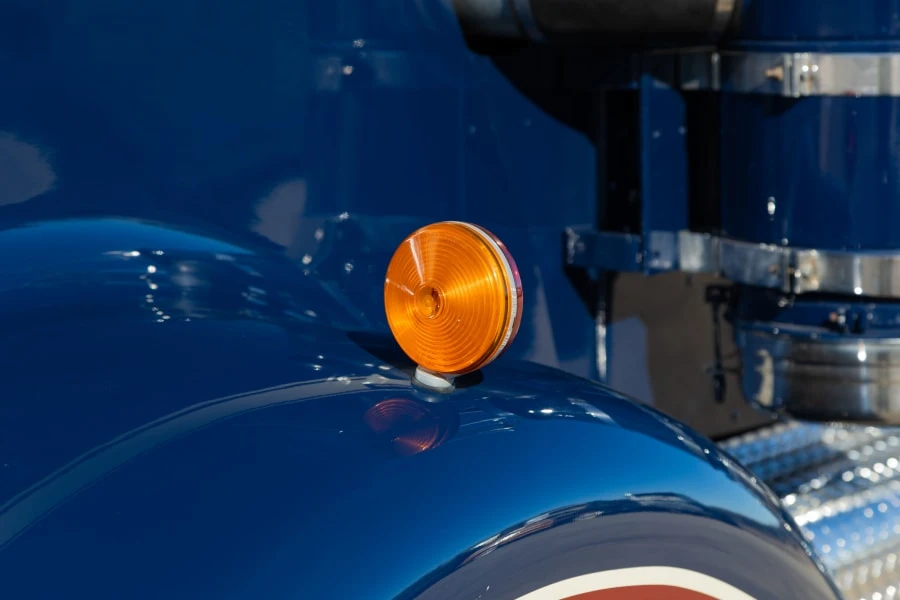 1970 Kenworth W900 - Image 13 of 31