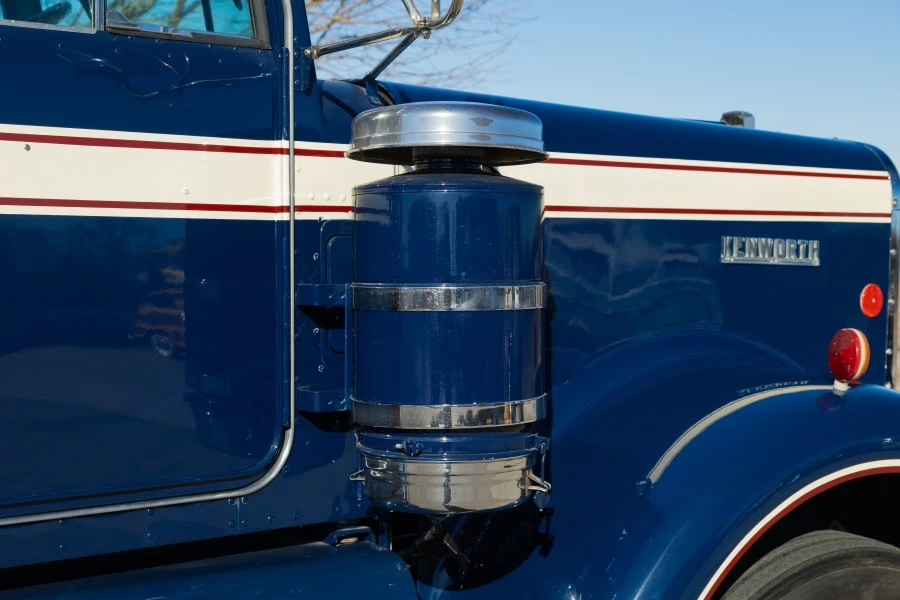1970 Kenworth W900 - Image 16 of 31
