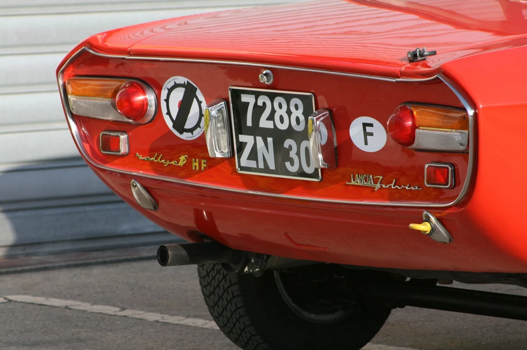 1970 Lancia Fulvia - Image 11 of 17