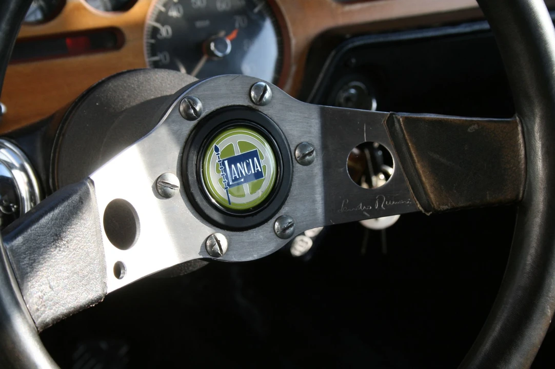 1970 Lancia Fulvia - Image 16 of 17