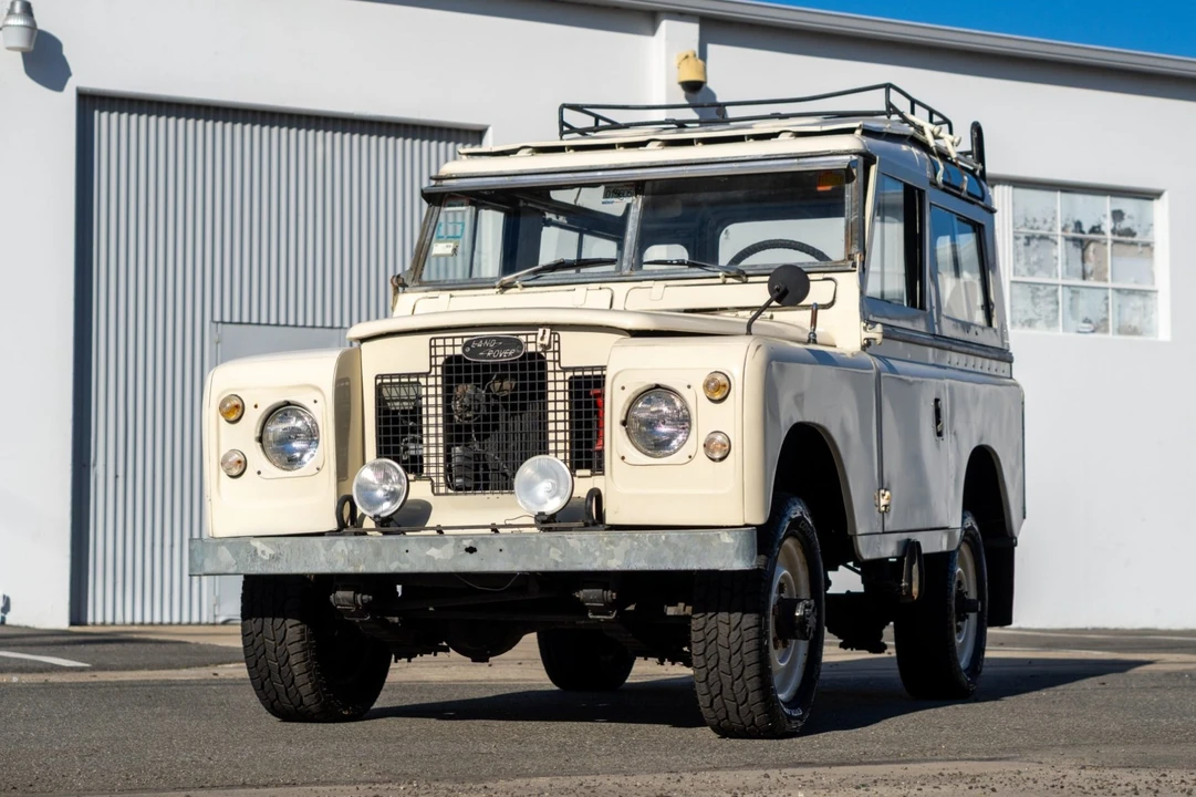 1970 Land Rover Series II/IIA 88 - Image 1 of 31
