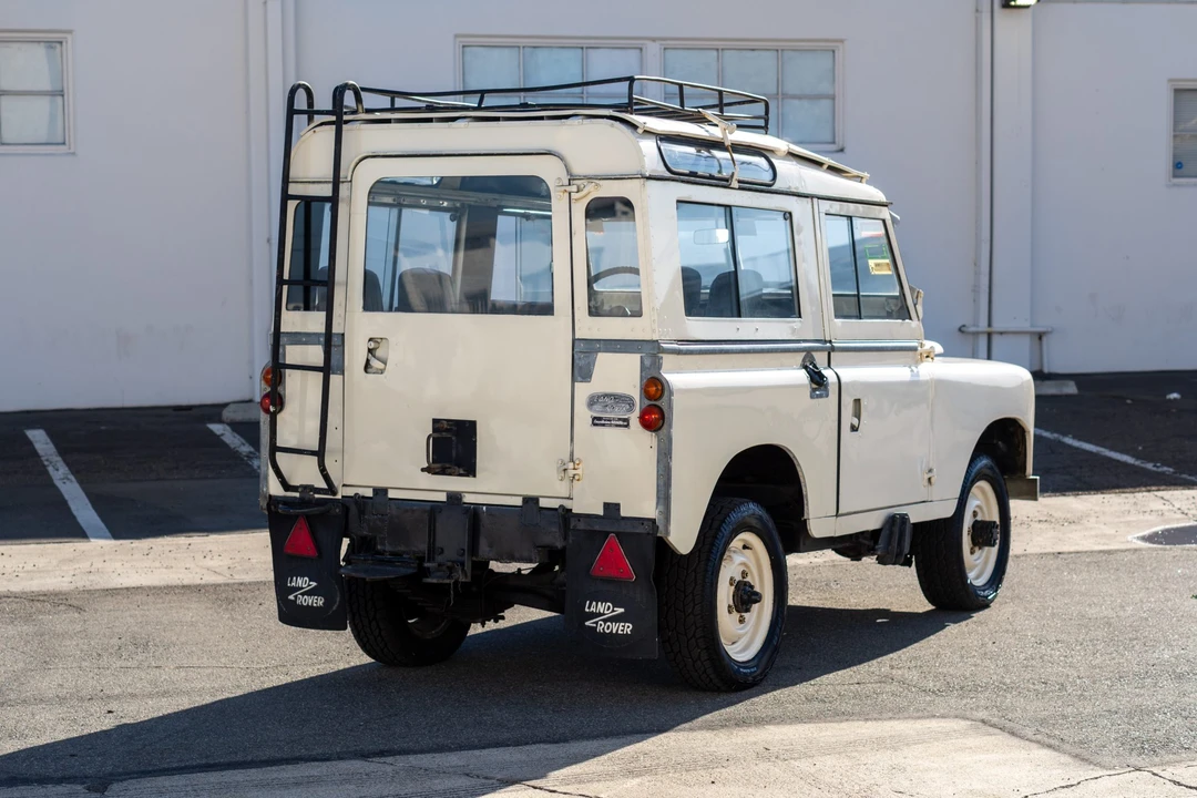 1970 Land Rover Series II/IIA 88 - Image 11 of 31