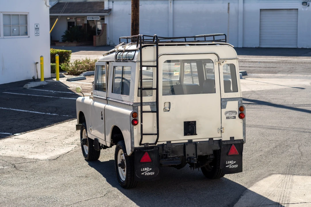 1970 Land Rover Series II/IIA 88 - Image 14 of 31