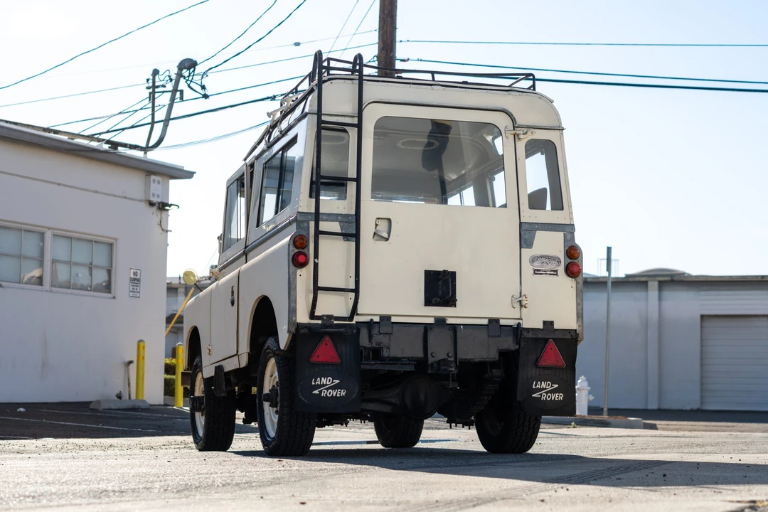 1970 Land Rover Series II/IIA 88 - Image 16 of 31