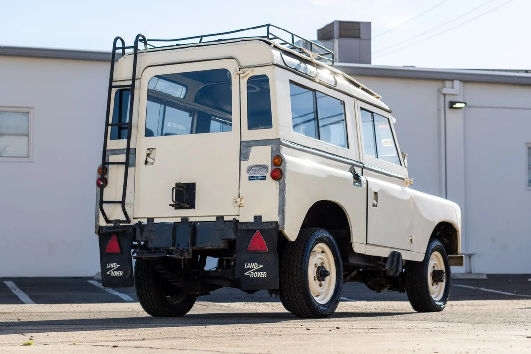 1970 Land Rover Series II/IIA 88 - Image 10 of 31