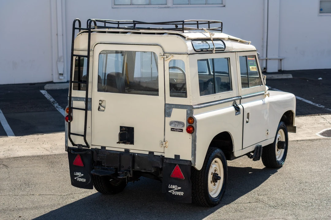 1970 Land Rover Series II/IIA 88 - Image 12 of 31