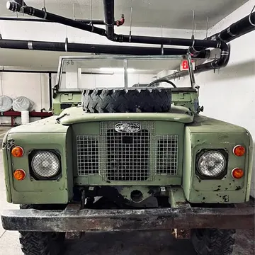 1970 Land Rover Series 2A