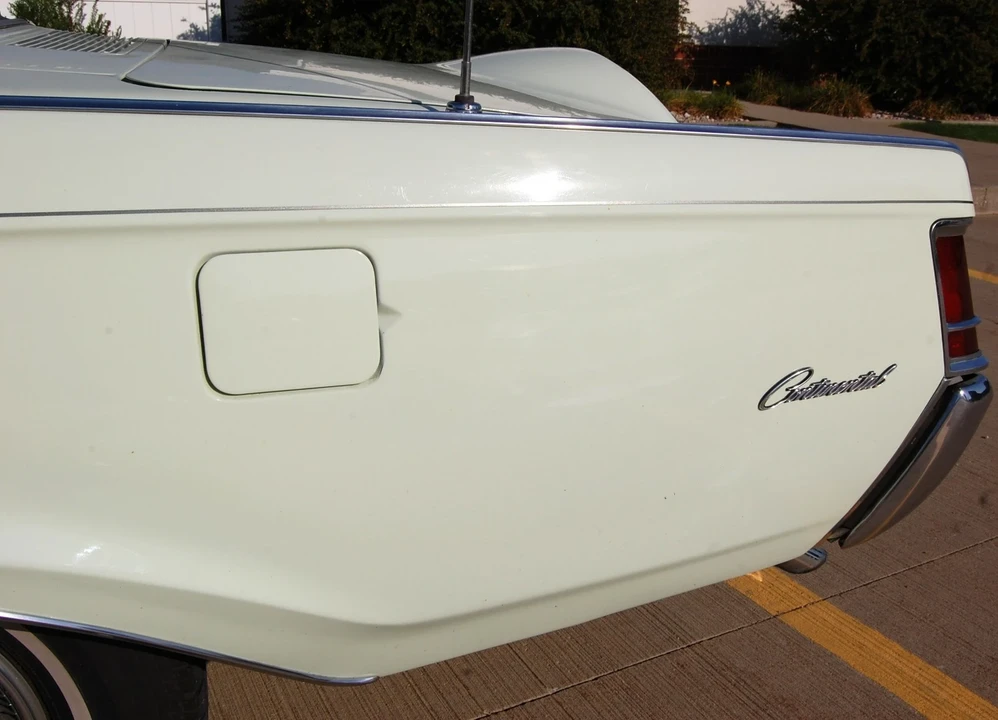 1970 Lincoln Continental 5th Gen - Image 7 of 21