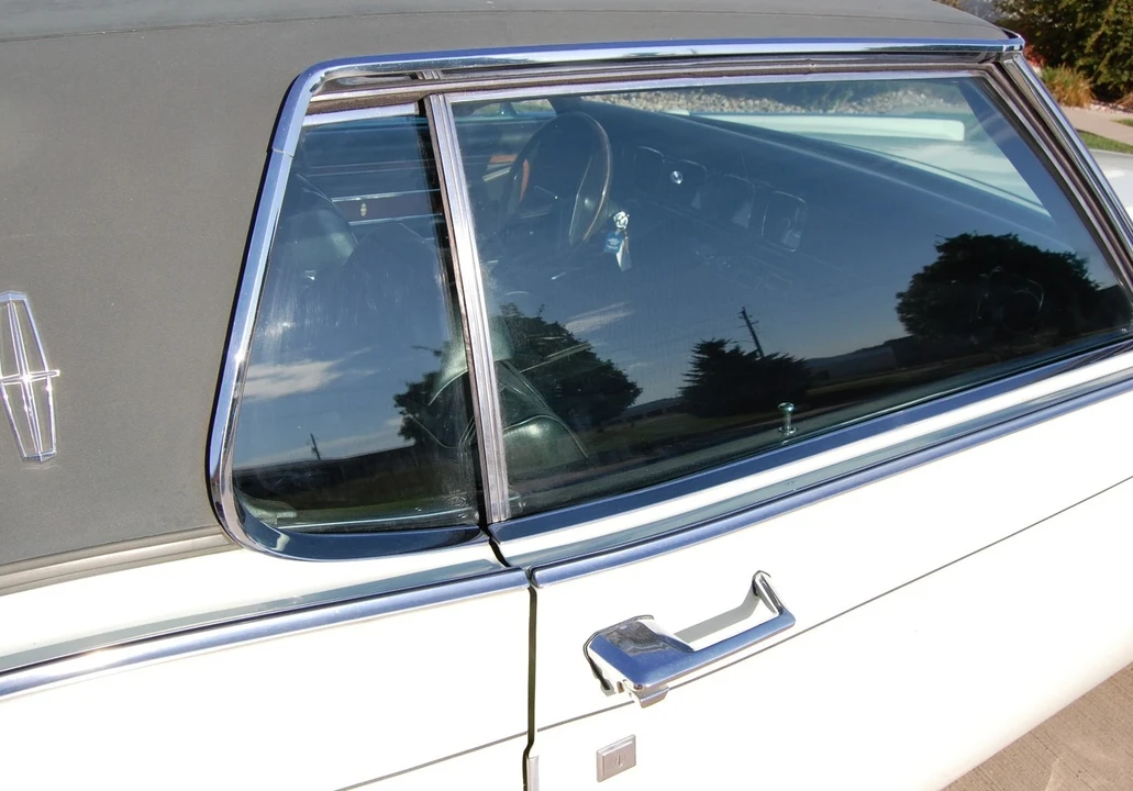 1970 Lincoln Continental 5th Gen - Image 12 of 21