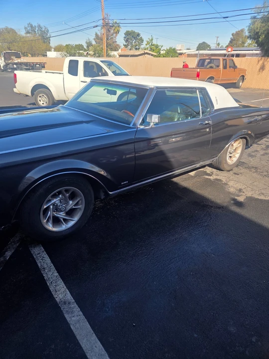 1970 Lincoln Continental 5th Gen - Image 9 of 9