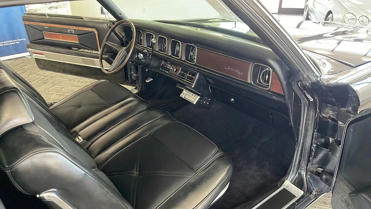 1970 Lincoln Continental 5th Gen - Image 16 of 21