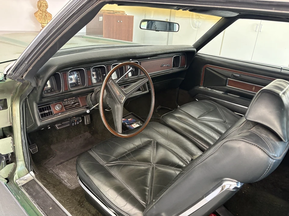 1970 Lincoln Continental 5th Gen - Image 5 of 12