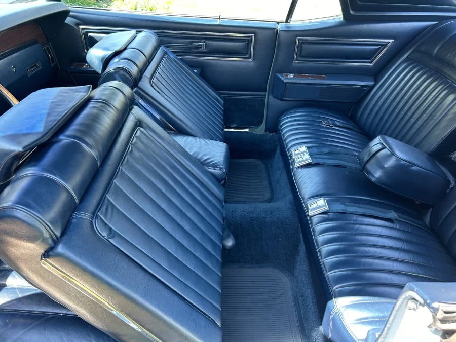 1970 Lincoln Continental 5th Gen - Image 16 of 31