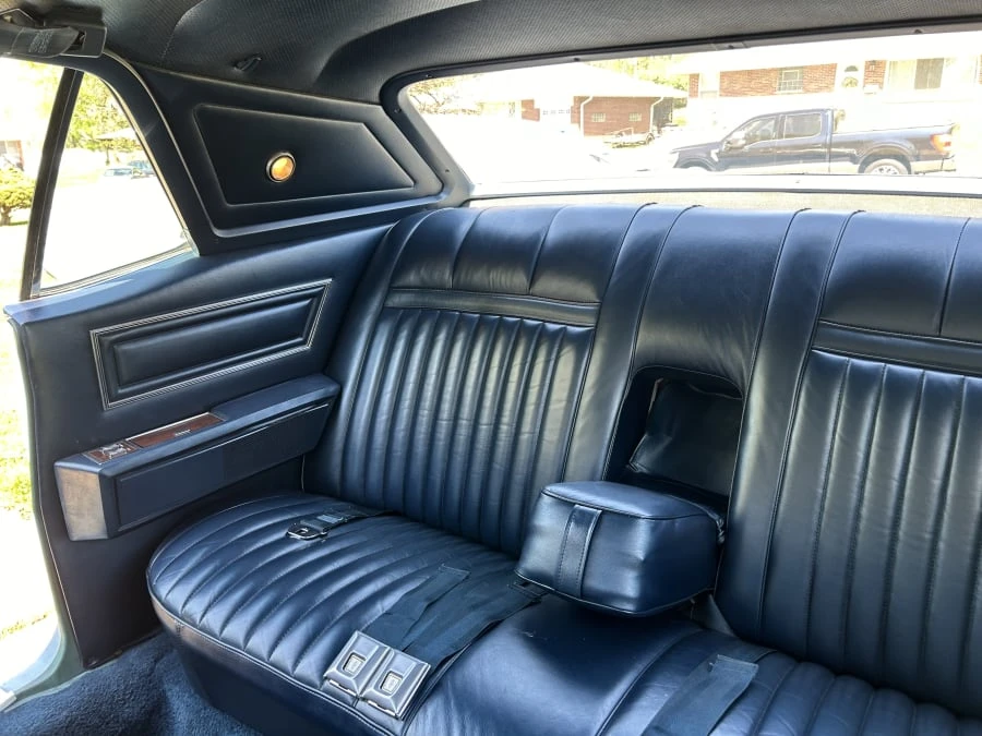 1970 Lincoln Continental 5th Gen - Image 14 of 31