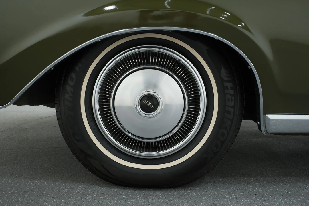 1970 Lincoln Continental 5th Gen - Image 14 of 21
