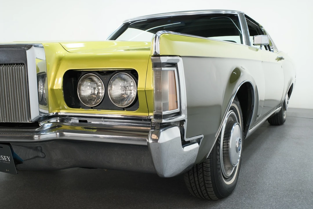 1970 Lincoln Continental 5th Gen - Image 17 of 21