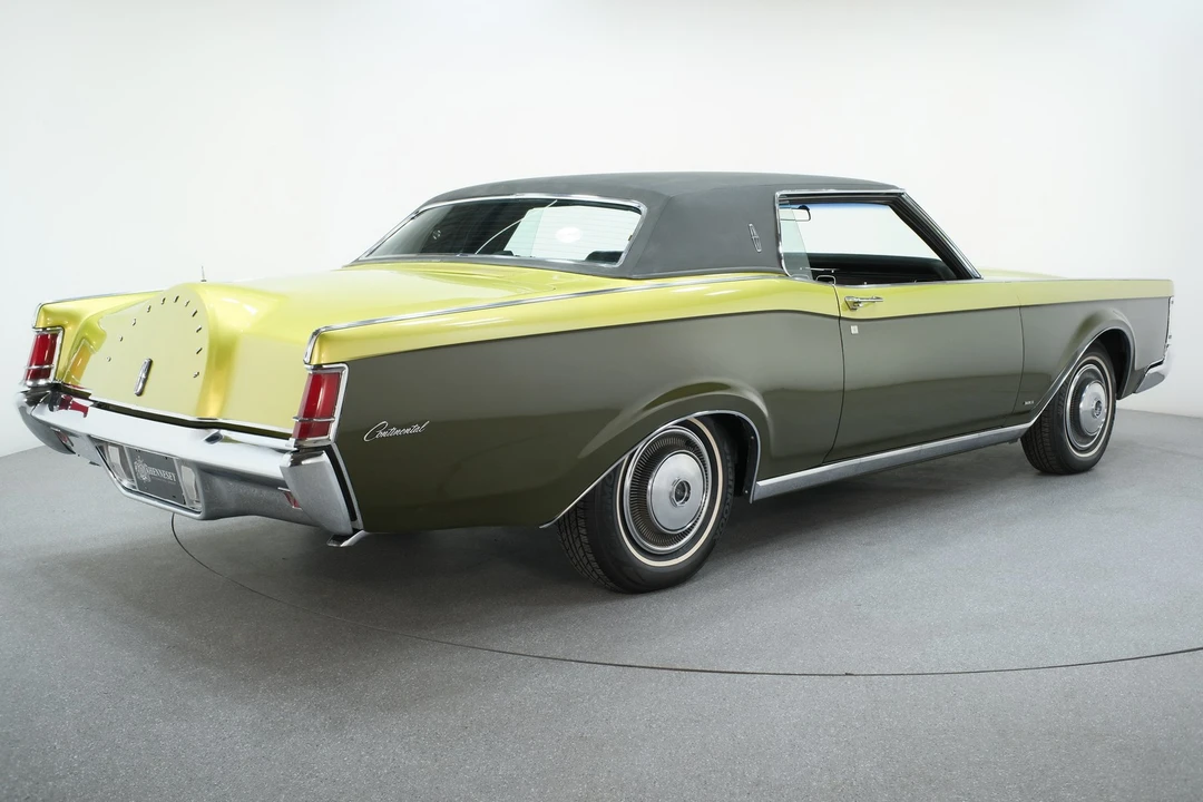 1970 Lincoln Continental 5th Gen - Image 10 of 21
