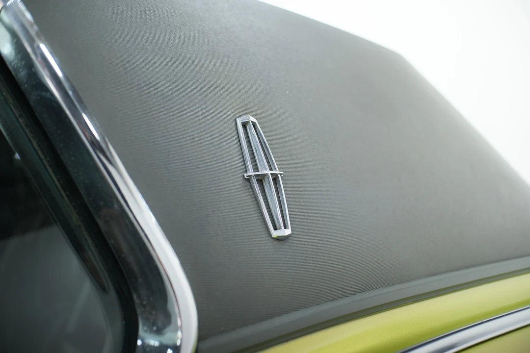 1970 Lincoln Continental 5th Gen - Image 20 of 21