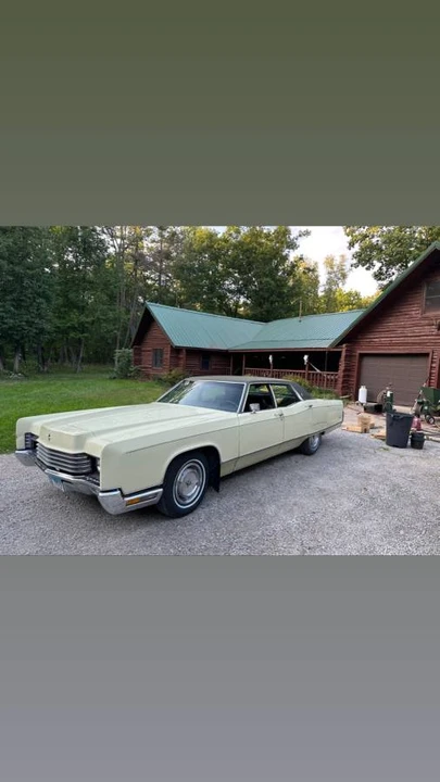 1970 Lincoln Continental 5th Gen - Image 10 of 13