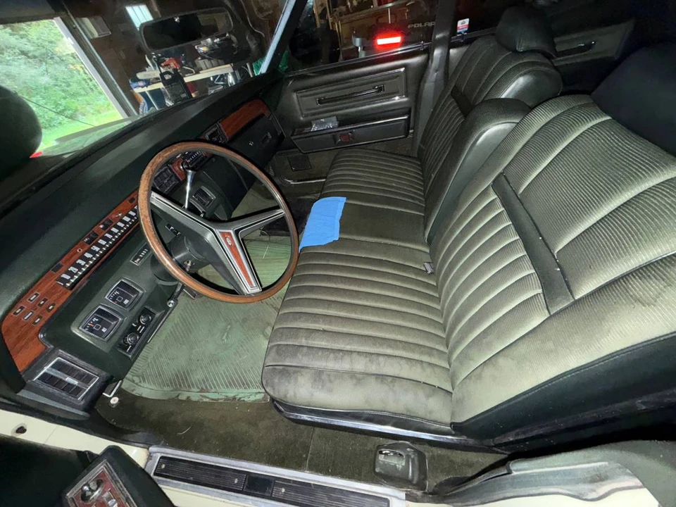 1970 Lincoln Continental 5th Gen - Image 2 of 13