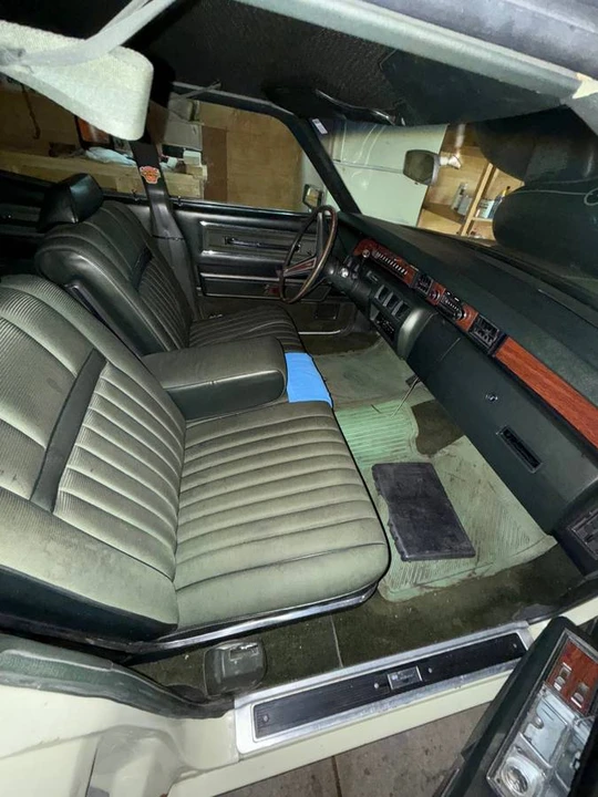 1970 Lincoln Continental 5th Gen - Image 6 of 13